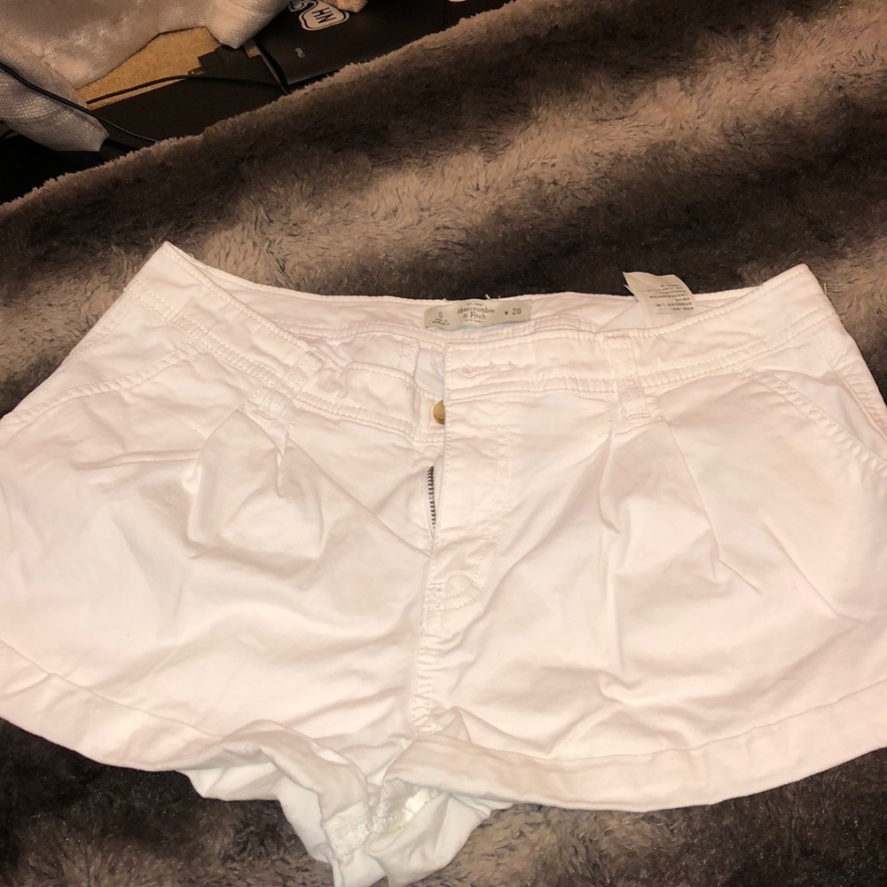 Abercrombie and Fitch short shorts